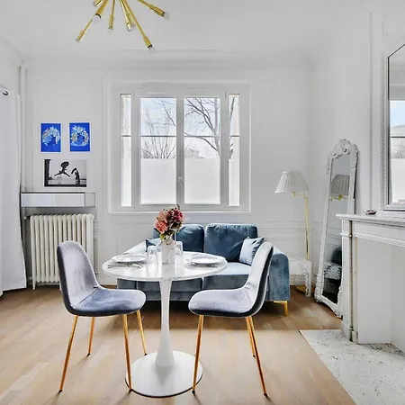 Charming 1bdr 2p Tour Eiffel Lejlighed *